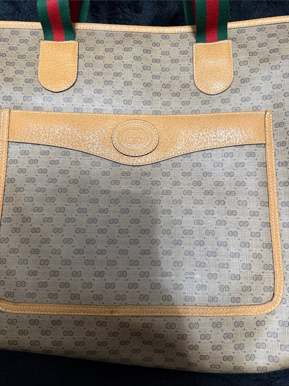 Gucci Beige Monogram Tote with Green and Red Striped Straps - Picture 4 of 15